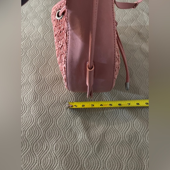 🆕 Free People Cabana crossbody bag in pink only - Picture 9 of 13